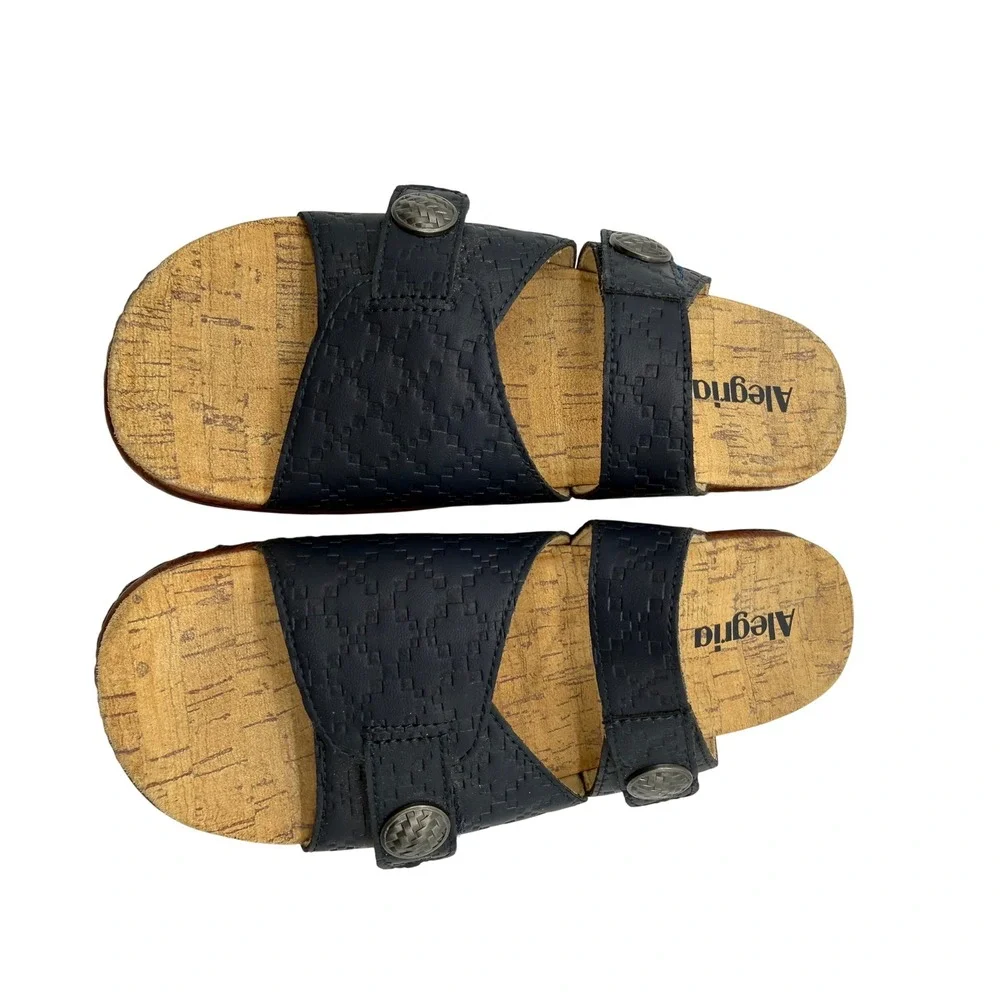 Alegria comfort tone hook